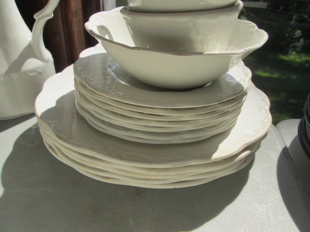 27 Pieces of Sterling Vitrified China - 7