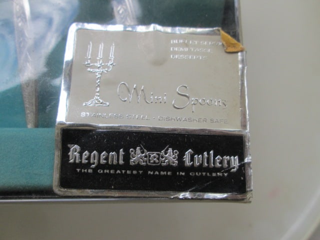 Grouping of Midcentury Hostess/Serving Pieces - 3