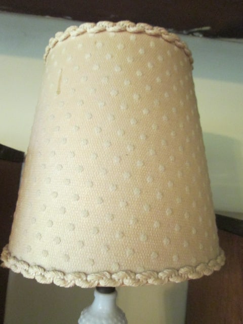 Vintage Hobnail Milk Glass Vanity lamp - 4