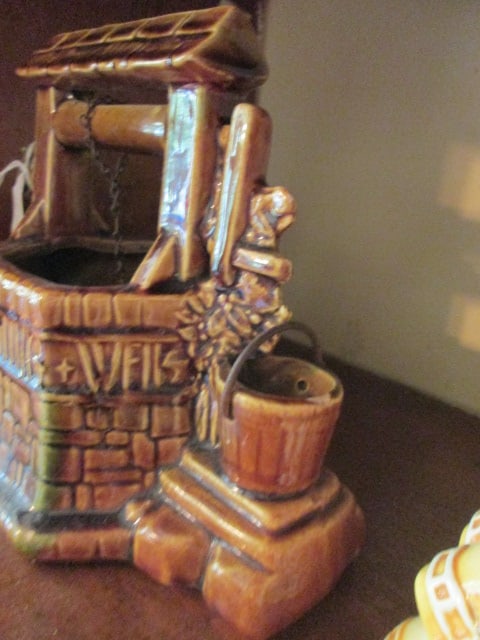 Vintage McCoy "Wishing Well" Planter - 2