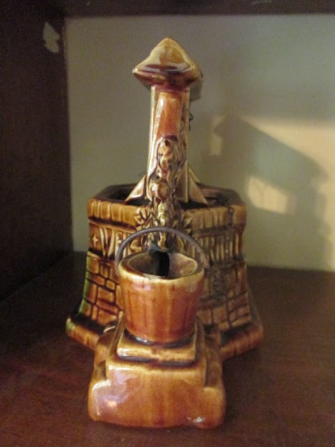 Vintage McCoy "Wishing Well" Planter - 3