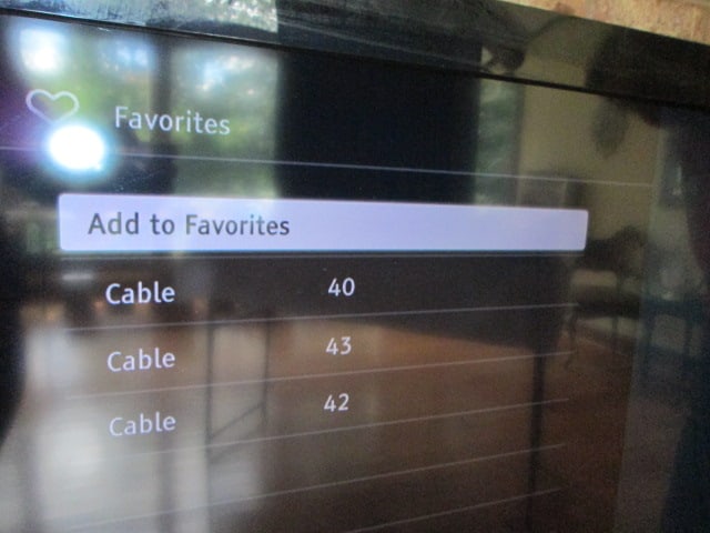 Sony Bravia 40" LCD HDTV and Portable Black Media Cart - 3