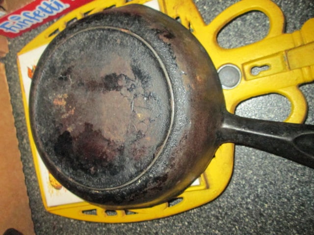 Cast Iron No. 3T Cast Iron Skillet and Midcentury Cast Iron and Tile Trivet - 3