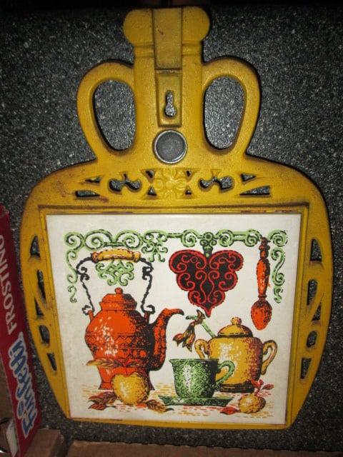 Cast Iron No. 3T Cast Iron Skillet and Midcentury Cast Iron and Tile Trivet - 4