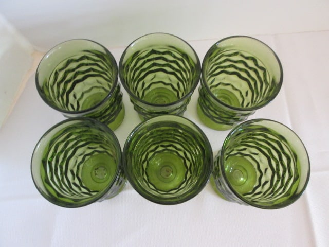 Six Midcentury Olive-Green Glass Cubist Juice Glasses - 2