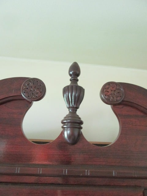 Ashley Traditional Illuminated 2 Piece Buffet China Hutch - 3