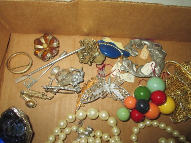Grouping of Vintage Brooches and Earring Sets, Faux Pearls, Brooches, Bracelets, etc. - 2