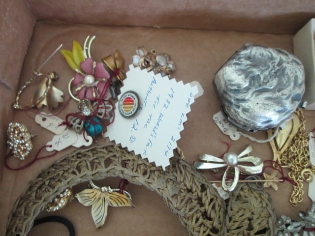 Grouping of Vintage Earring and Necklace Sets, Brooches, Earrings, etc. - 4