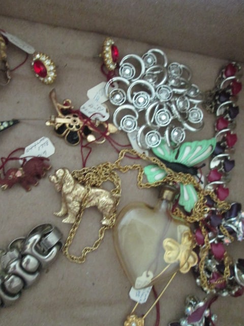 Grouping of Vintage Brooches and Earring Set, Necklaces, Brooches, etc. - 3