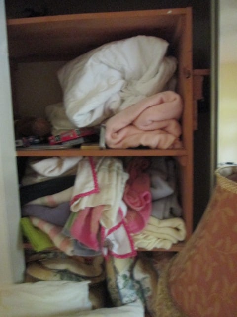 Room Contents-Bedding, Towels, Framed Prints, Office Supplies, Christmas Decorations, - 5