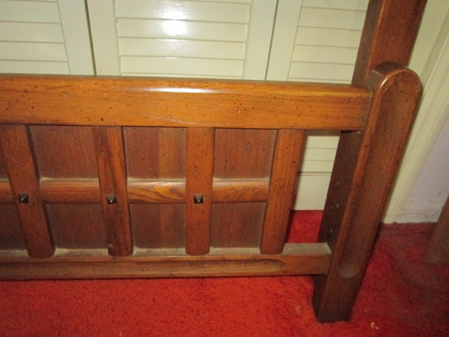 Vintage Harbour House Furniture Oak Spanish Revival Twin Bed - 3