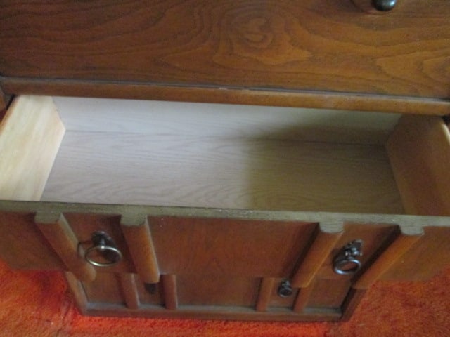 Vintage Harbour House Furniture Oak Spanish Revival Style 4 Drawer Chest with Laminate Top - 3