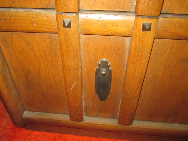 Vintage Harbour House Furniture Oak Spanish Revival Style 4 Drawer Chest with Laminate Top - 4