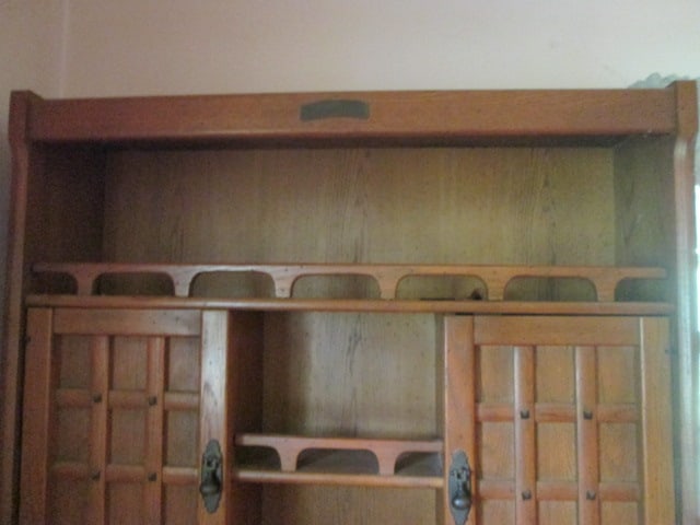 Vintage Harbour House Furniture Oak Spanish Revival Style 2 Piece Hutch Desk - 2
