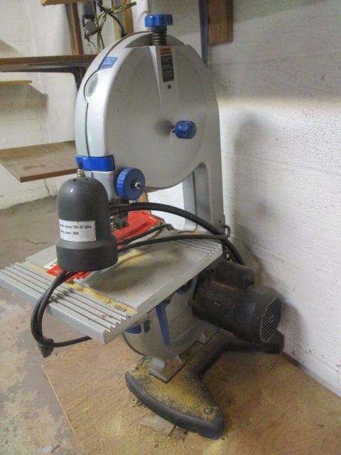 Wilton 9" Band Saw with Goose Neck Work Lamp - 2
