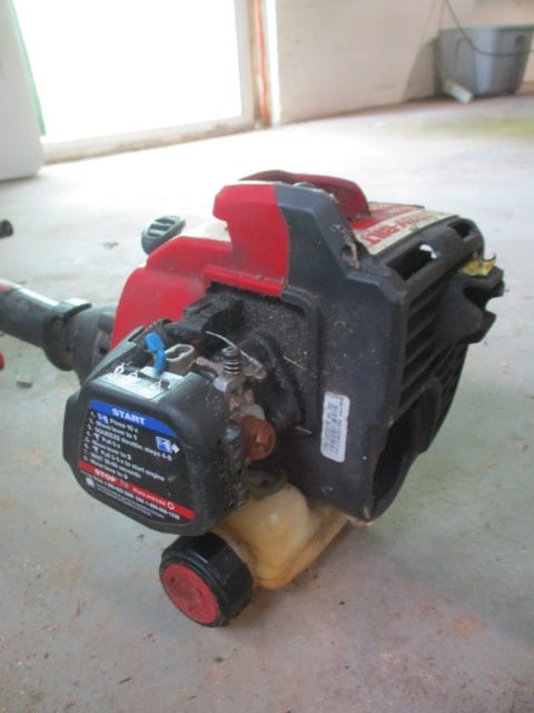 Troy-Bilt TB22 and TB22 EC Gas Trimmers with Attachments and Metal Gas Can - 3