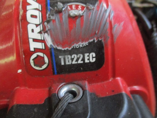 Troy-Bilt TB22 and TB22 EC Gas Trimmers with Attachments and Metal Gas Can - 9