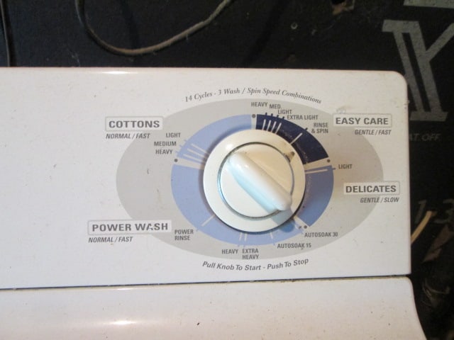 GE Super Capacity Plus Top Load Center Agitator Washer - 4