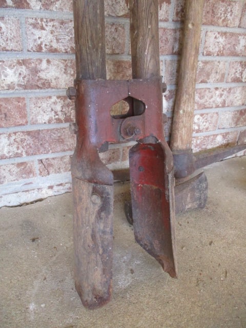 Post Hole Diggers, Pick Axe, Axe, Maddox, Sledge Hammer - 5