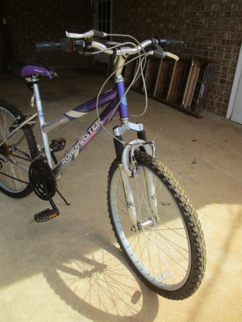 Roadmaster Mt. Sport 5X 18 Speed 24" Bicycle - 2