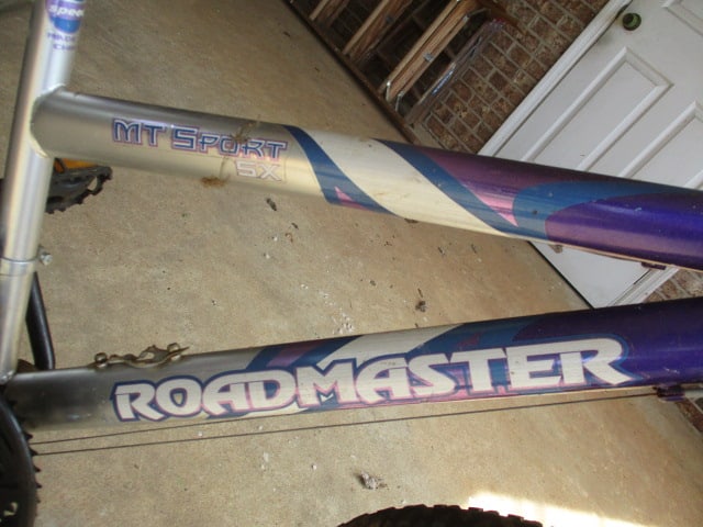 Roadmaster Mt. Sport 5X 18 Speed 24" Bicycle - 3