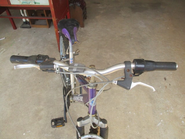 Roadmaster Mt. Sport 5X 18 Speed 24" Bicycle - 5