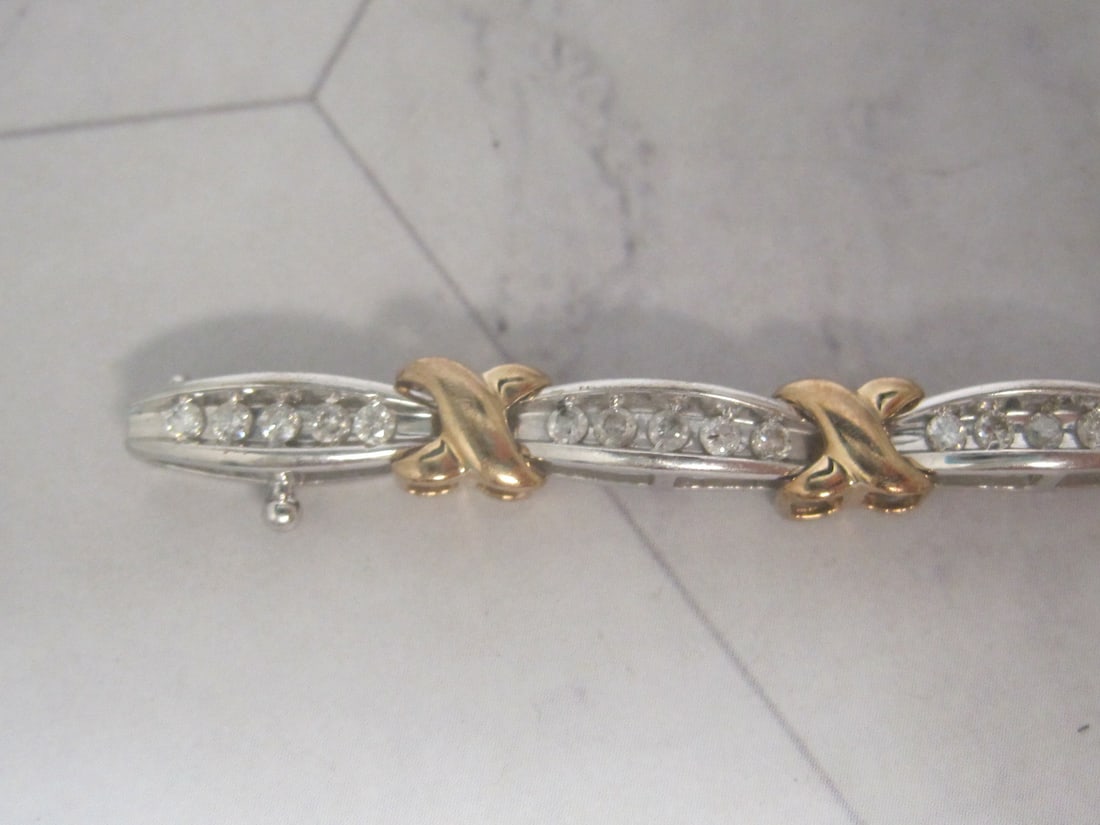 7 1/4" 10k White & Yellow Gold Diamond Bracelet appraised at $3000 - 2