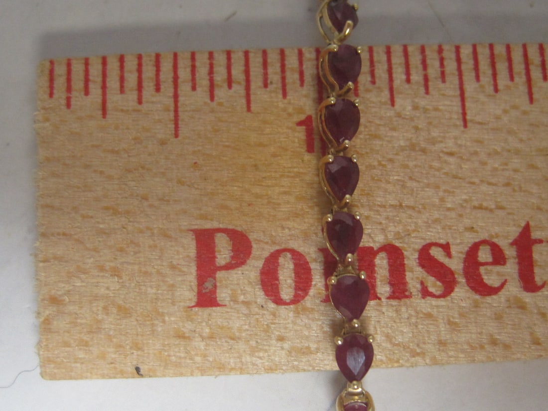 8" 14k Gold Ruby Bracelet appraised at $2350 - 6