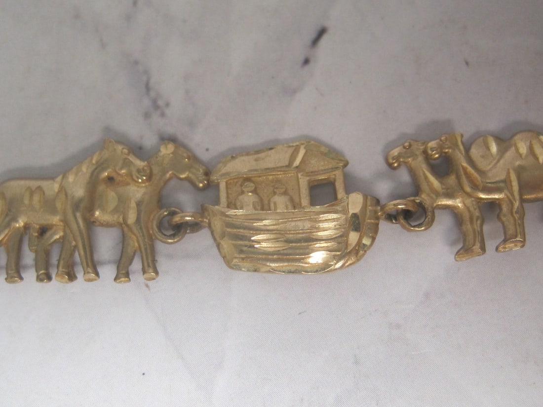 7" 10k Gold Noah's Ark Bracelet - 4