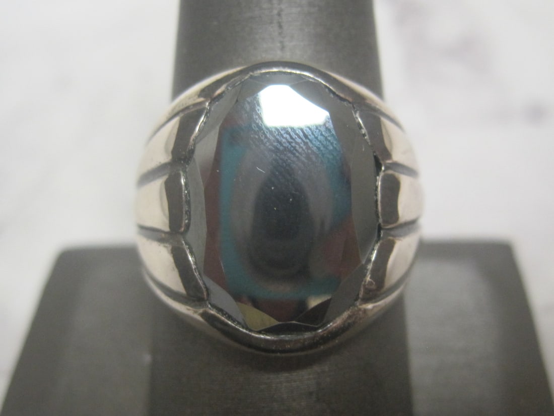 Sterling Silver Hematite Ring: Weighs 14.6 grams, Size 10