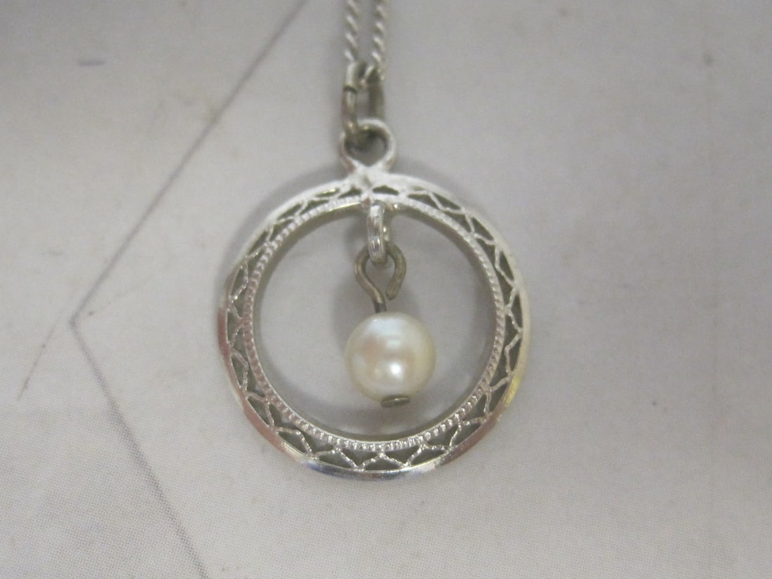Sterling Silver Pearl Pendant on 18" Sterling Silver Chain - 2