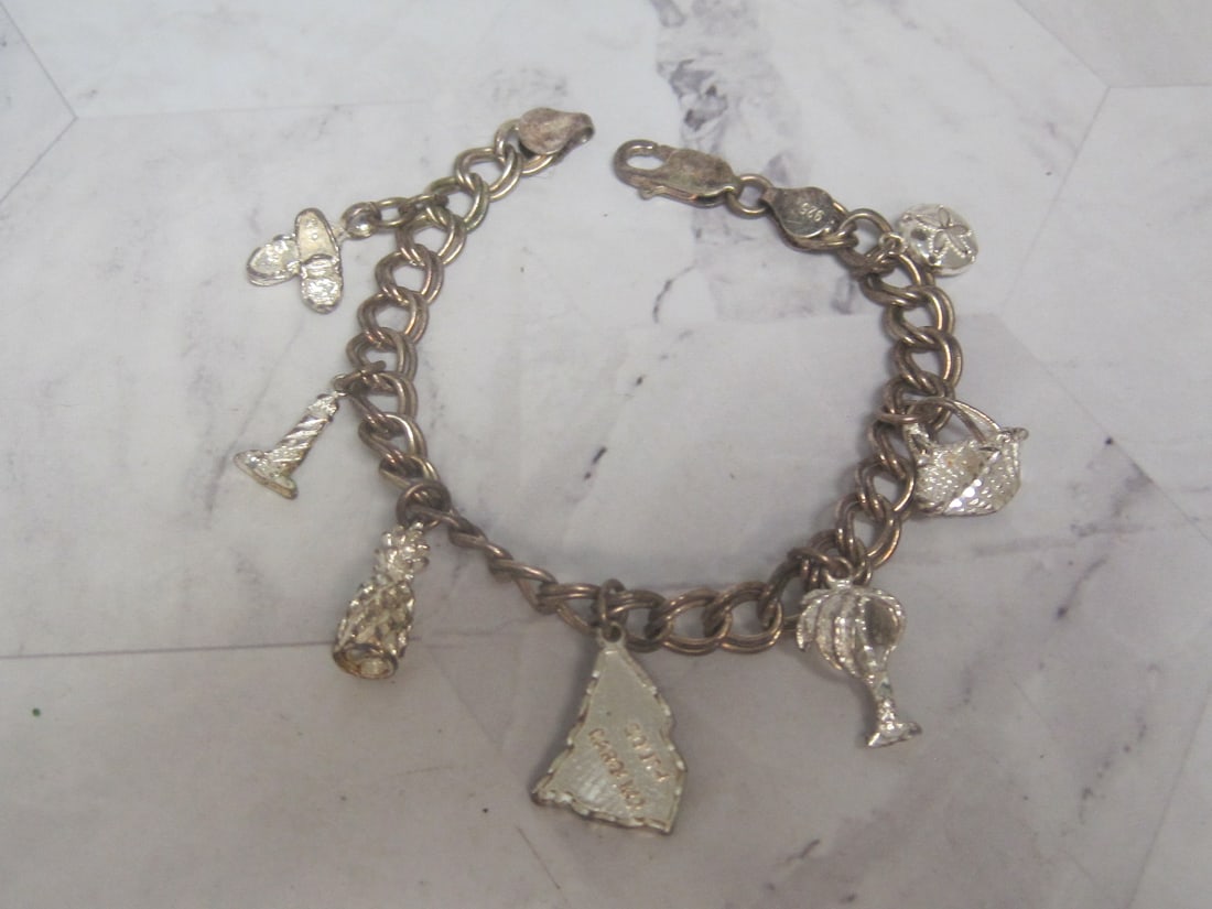 8" Vintage Sterling Silver Charm Bracelet with 7 Charms: Weighs 21.7 grams