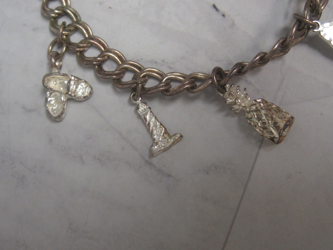 8" Vintage Sterling Silver Charm Bracelet with 7 Charms - 4