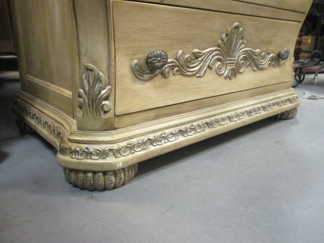 Schnadig Furniture Traditional Tuscan Style 3 Drawer Nightstand Chest - 12