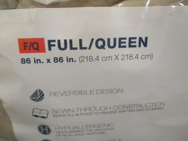 Full/Queen Reversible Down Alternative Comforter - 2