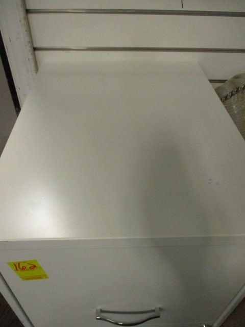 White Metal 3 Drawer File Cabinet - 2
