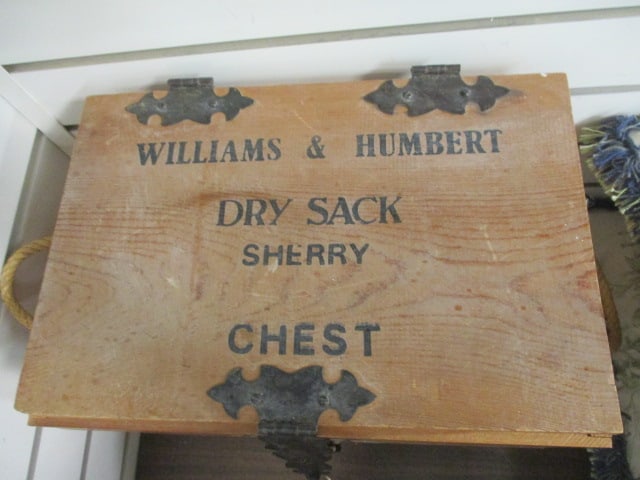 Williams & Humbert Wood Hinged Box for Storage - 2