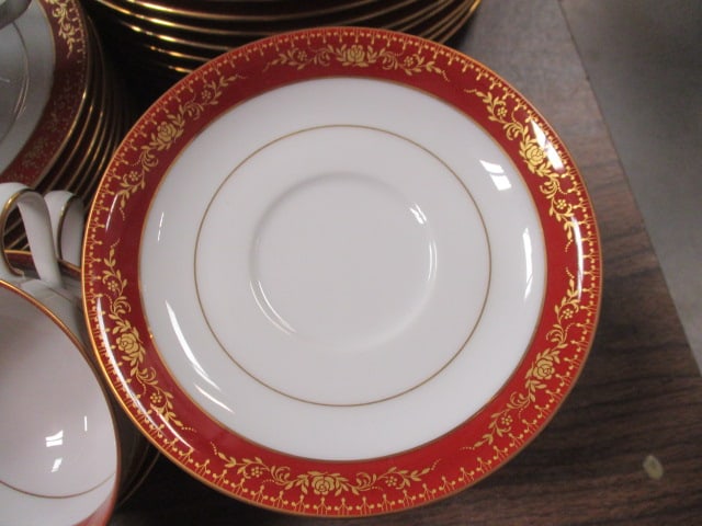 Noritake 'Goldhill' China Dinnerware Set (84 PCS) - 6