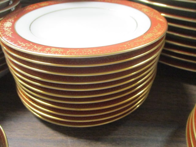 Noritake 'Goldhill' China Dinnerware Set (84 PCS) - 7