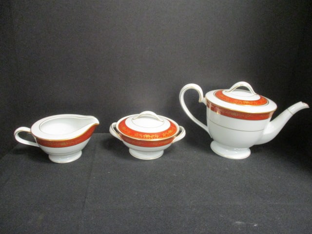 Noritake 'Goldhill' China 3 PC Tea Set: .