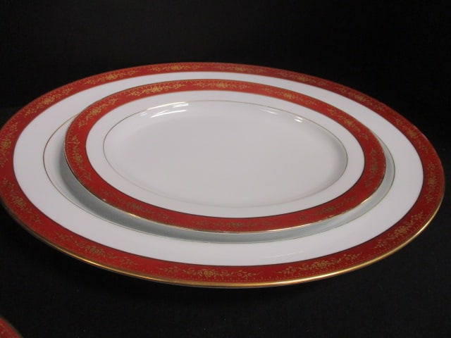 Noritake 'Goldhill' Serving Platters & Bowl - 4