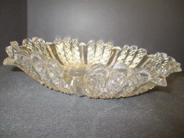 American Brillian Glass Bowl w/Scalloped/Sawtooth Edge - 5