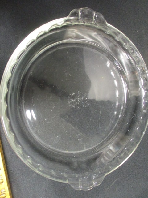 Pyrex & Anchor Hocking 9" Pie Plates, Handled Dish, & - 2