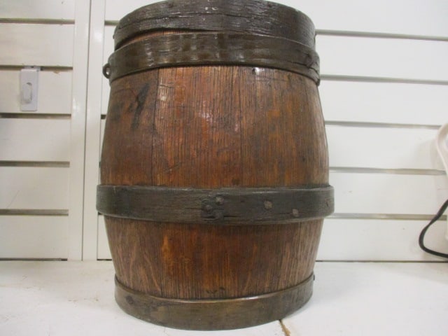 Antique Wood Nail Keg/Dry Goods Barrel w/hand-hewn Oak Staves &: Heavy Metal Iron Strapping 12"