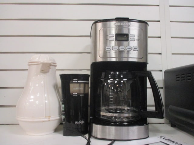Cuisinart Coffee Maker, Mr. Coffee Grinder, Thermos Carafe: .