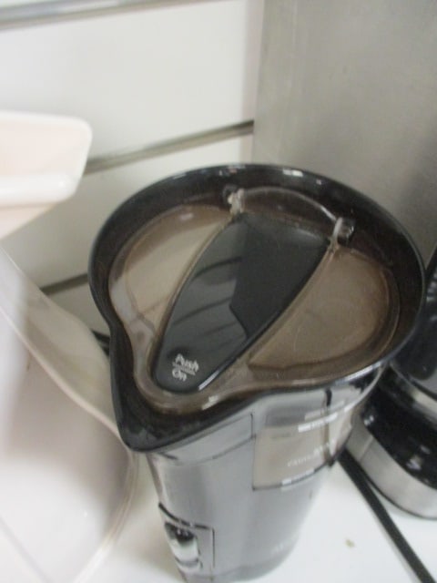 Cuisinart Coffee Maker, Mr. Coffee Grinder, Thermos Carafe - 4