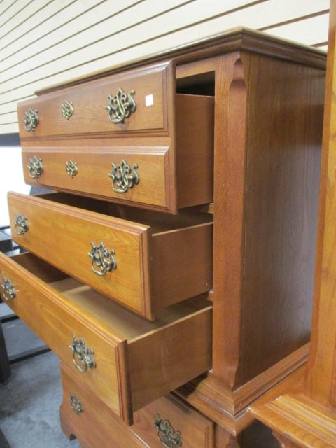 Kincaid Solid Oak 3 Over 2 Chest - 3