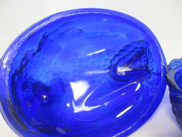 Cobalt Blue Large Hen on Nest Covered Dish - 4