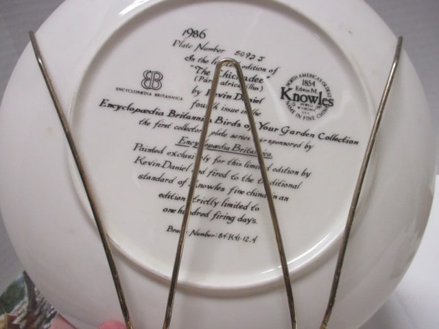 Bradford Exchange Bird Plates 8 1/2" (3), 2 Goebel 2 1/2" Birds, - 7