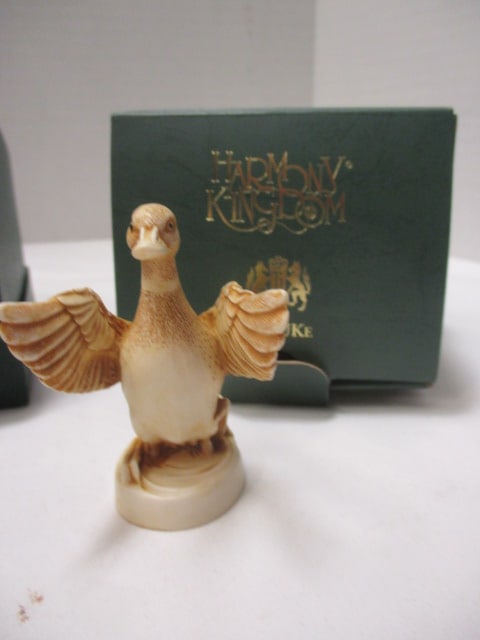 Harmony Kingdom Waddles 2 1/4" Figurine, & Holy Roller Trinket Box - 7